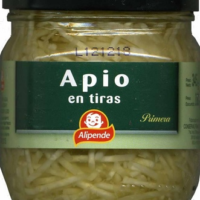 Apio en tiras