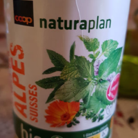 Boisson with plantes à infusion Boisson aux plantes à infusion