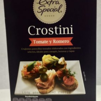CROSTINI TOMATE Y ROMERO