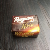 Confiserie au chocolat noir