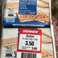 Cracker with Sesam Cracker mit Sesam