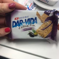 Darvida Olivencracker