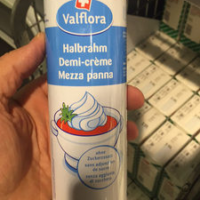 Demi-crème en bombe