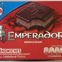 EMPERADOR SANDWICH HELADO SABOR CHOCOLATE