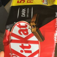 Kit kat dark Kit kat dark