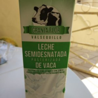 Leche Semidesnatada Pasterizada de Vaca