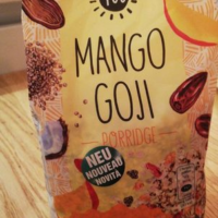 Mango Goji Porridge
