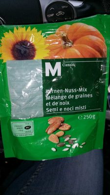 Mélange from Seeds and Nuts Mélange de graines et noix