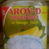 Nata de coco au jus de mangue