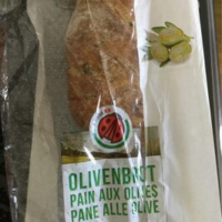 Pain aux olives