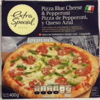Pizza de pepperoni y queso azul