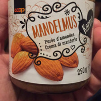 Purée d'amandes