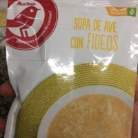 Sopa de Ave con Fideos