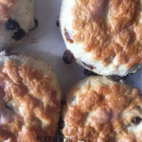 Sultana scones