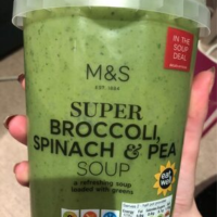 Super broccoli spinach & pea soup