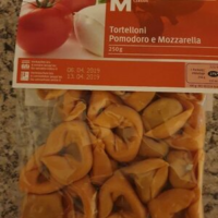 Tortelloni Pomodoro e Mozzarella