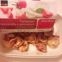 Tortelloni mozzarella pomodoro