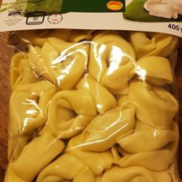 Tortelloni Ricotta Italian Cheeseépinards Tortelloni ricotta épinards