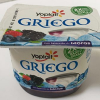 Yoplait Griego sabor Moras