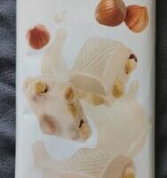 Chocolate White with Avellanas Wholes