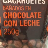 Cacahuetes bañados in Chocolate with Leche