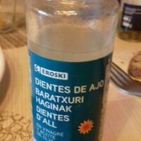 Gousses d'ail Vinegar and Oil d'olive