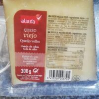 Cheese viejo mezcla graso elaborado with Leche cruda cuña Cheese viejo mezcla graso elaborado with Leche cruda cuña