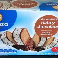 Mini Sandwich nata and Chocolate