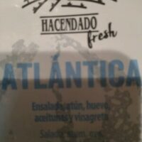 Atlántica Salad Tuna huevo aceitunas and vinagreta