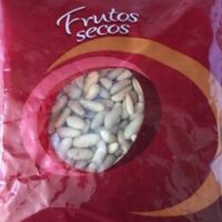 Piñones crudos without cascara