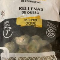 Albondigas from Spinach stuffed with Queso