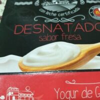 Yogurt from Granja Skimmed Strawberry Flavour