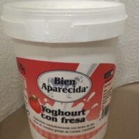 Yoghourt with Strawberry