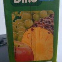 Zumo from Pineapple uva and Apple