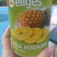 Piña Sliced in su jugo