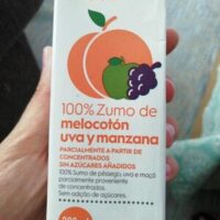 Zumo melocotón uva and Apple