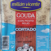 Gouda with Pesto Red Gouda with Pesto Red