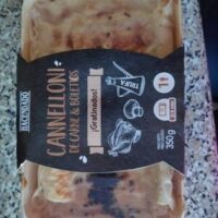 Canelones from Carne and boletus