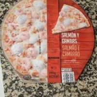 Pizza Salmon  and gambas