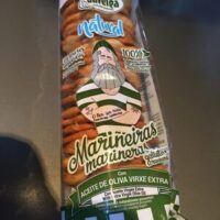 Crackers with Olives Oil