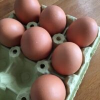 Huevos morenos from Gallinas camperas clase