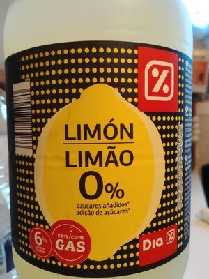 Bebida refrescante from zumo from Lemon Bebida refrescante from zumo from Lemon