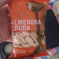 Almond Cruda