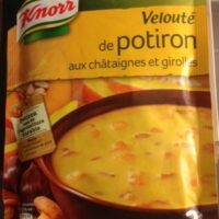 Velouté from Potiron with châtaignes and girolles
