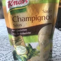 Sauce champignon with des échalotes