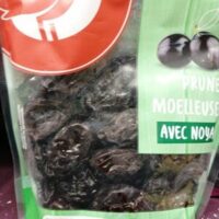 Prune moelleuses with noyau