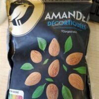Amandes décortiquées