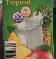 Zumo and leche tropical