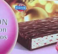 Nougat Yogurt with Blueberrys and Strawberry