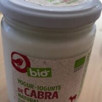Yogurt from Cabra Natural